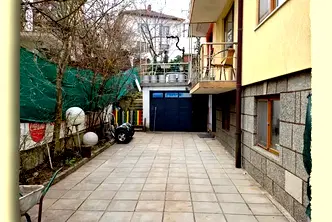 Къща в Перник, Ралица