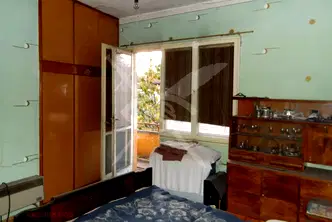 Къща в Пловдив, Перущица