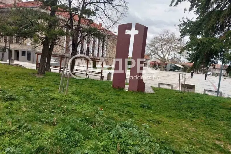 Къща в Пловдив, Перущица