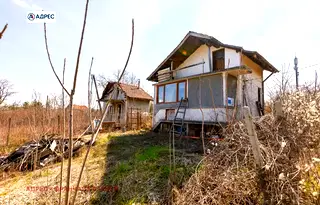 Къща в Плевен, м-т Плочата