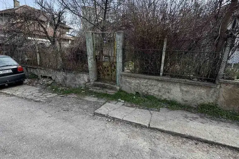 Къща в Плевен, Сторгозия