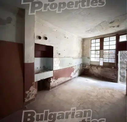 Photo 3 — House in Plovdiv, Centyr