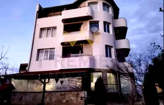 Къща в Бургас, Приморско