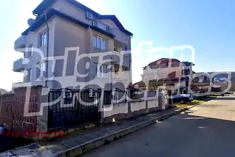 Къща в Бургас, Приморско