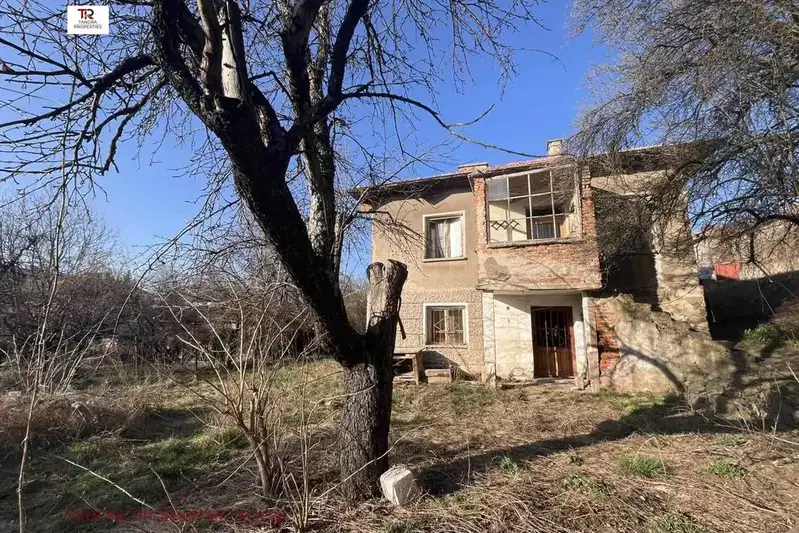 Къща в Перник, Радомир