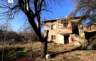 Къща в Перник, Радомир