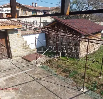 Снимка 4 — Къща във Варна, с. Аспарухово