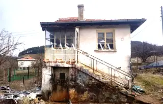Къща в Перник, с. Бабица