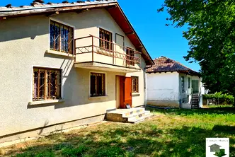 Къща във Велико Търново, с. Балван