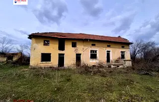 Къща във Враца, с. Баница