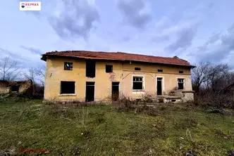 Къща във Враца, с. Баница
