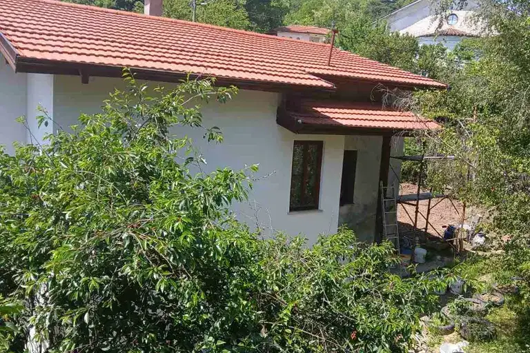 House in област София, Belica