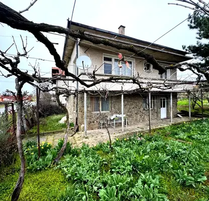 Снимка 5 — Къща в Ямбол, с. Безмер