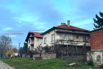 Къща в Ямбол, с. Безмер