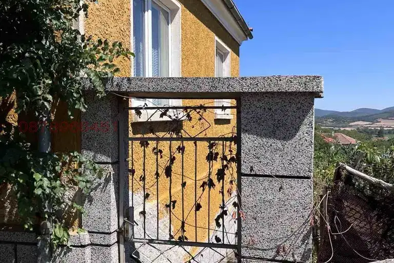 House in Oblast Sliven, с. Близнец