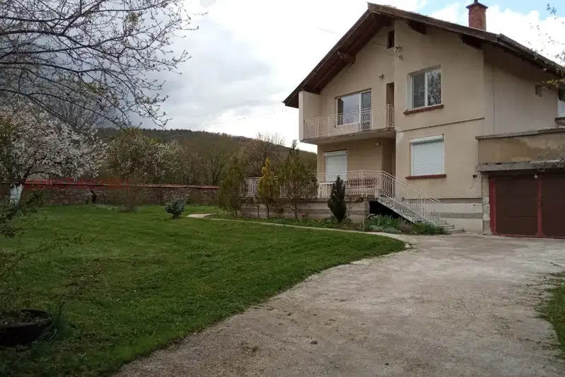 House in област София, Boerica