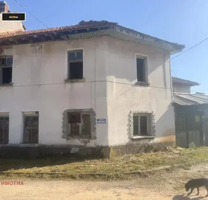 Снимка 2 — Къща в Ловеч, с. Борима
