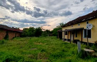 Къща в Плевен, с. Бреница