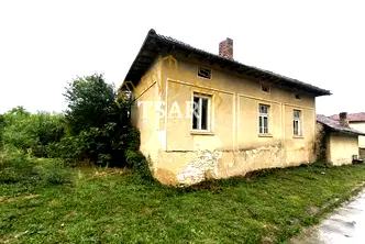 Къща във Велико Търново, с. Бяла река