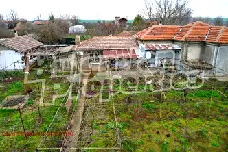Къща във Варна, с. Царевци