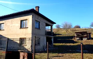 Къща в Перник, с. Черна гора