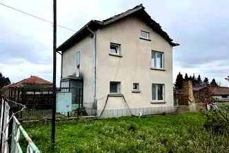 Къща в Бургас, с. Черни връх