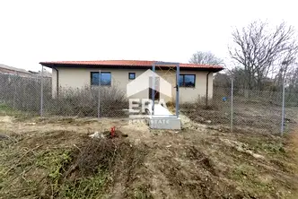 Къща в Русе, с. Червена вода