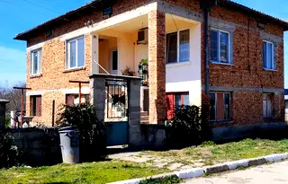 Къща във Варна, с. Цонево