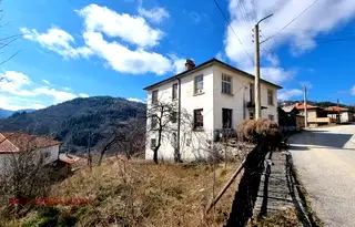 Къща в Смолян, с. Давидково