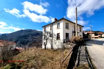 Къща в Смолян, с. Давидково