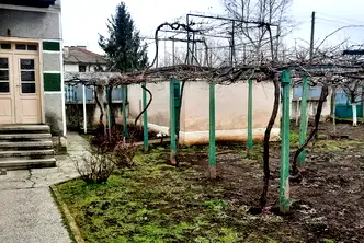 Къща в Шумен, с. Дибич
