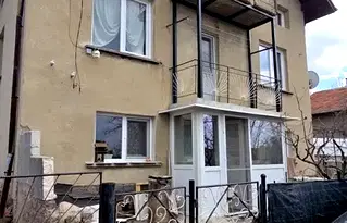 Къща в Перник, с. Дивотино