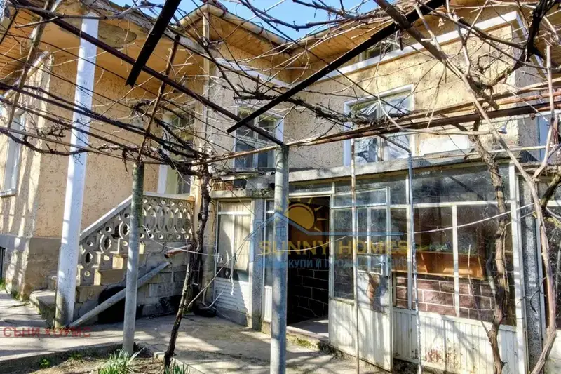 House in Oblast Veliko Tyrnovo, Djulyunica