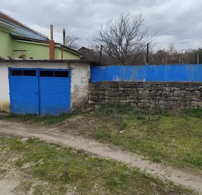 Снимка 3 — Къща във Велико Търново, с. Добри дял