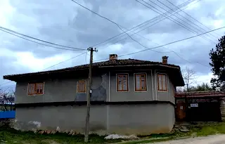 Къща във Велико Търново, с. Добри дял