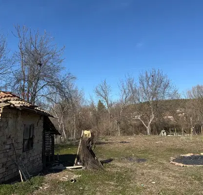 Снимка 5 — Двуетажна къща с двор в с. Добри дял, област Велико Търново