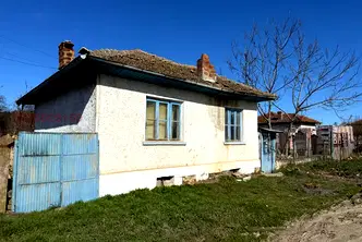 Къща във Велико Търново, с. Добри дял