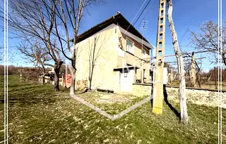Къща в Габрово, с. Добромирка
