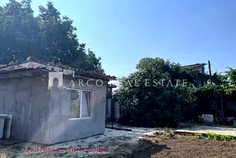 Къща в Пазарджик, с. Добровница