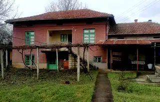 Къща във Велико Търново, с. Долна Липница