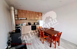 Къща във Велико Търново, с. Долна Липница