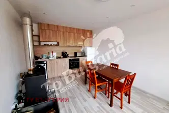 Къща във Велико Търново, с. Долна Липница