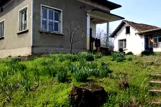 Къща във Враца, с. Долни Вадин