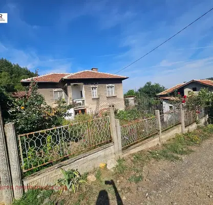 Photo 2 — House in Oblast Pernik, Dren