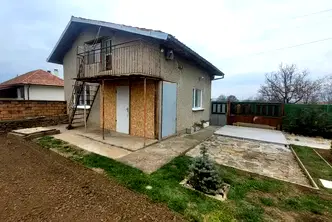 Къща във Велико Търново, с. Дъскот