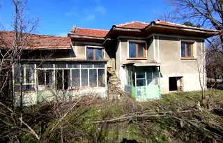 Къща в Русе, с. Екзарх Йосиф