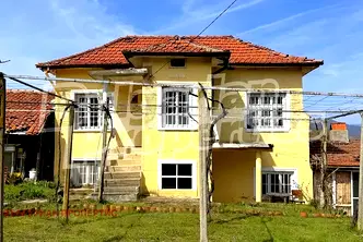 Къща в Стара Загора, с. Елхово (Николаево)
