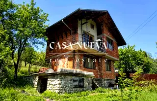 Къща в Перник, с. Филиповци
