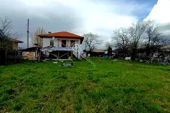 Къща в Габрово, с. Генчовци (Габрово)