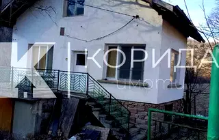 Къща в София, с. Гинци